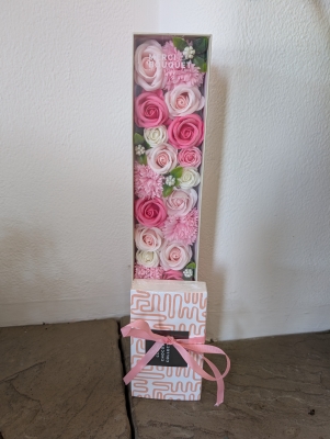 Petal & Treats Deluxe