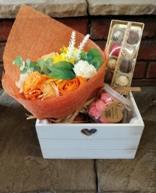 Buttercup Homely Hamper