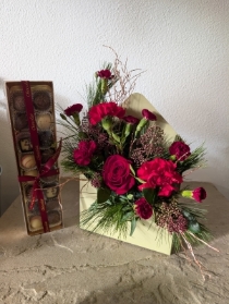 Christmas Signed with Petals and Chocolates