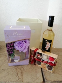 Lilac Floral Diffuser Set with Wine and Chocolates